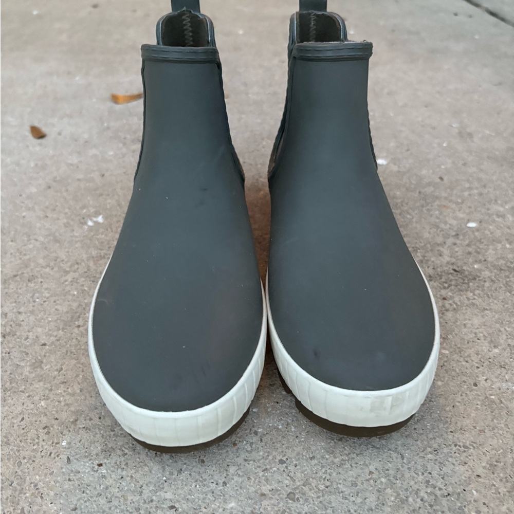 Sperry Black and White Winter Boots